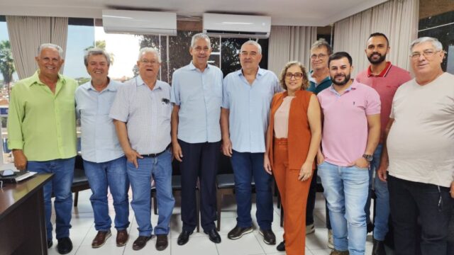 Abrigo Antero da Costa Carvalho apresenta demandas ao prefeito de Catalão
