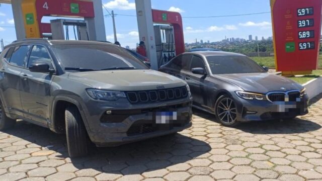 Veiculos de luxo roubados transportados em caminhão-cegonha são recuperados na BR-153, em Goiás