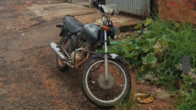 Moto furtada em Campo Alegre é recuperada pela PM em Catalão