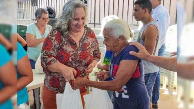Prefeitura de Catalão distribui 5 mil litros de leite em ação social