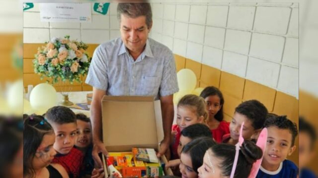 Prefeitura de Catalão acompanha entrega de materiais e avaliações do Programa AlfaMais