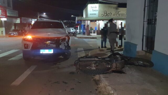 Motociclista fica gravemente ferido após colisão com camionete em Catalão