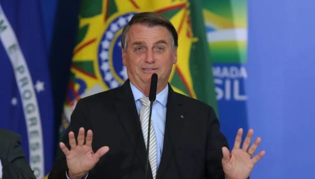 STF tem maioria para tornar Bolsonaro 1° ex-presidente réu por golpe