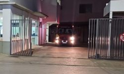 Motociclista fica ferida após colisão com carro no Bairro Vila União, em Catalão Motociclista fica ferida após colisão com carro no Bairro Vila União, em Catalão