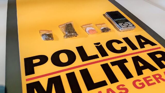 Dois homens são presos por tráfico de drogas na MG-188, em Coromandel