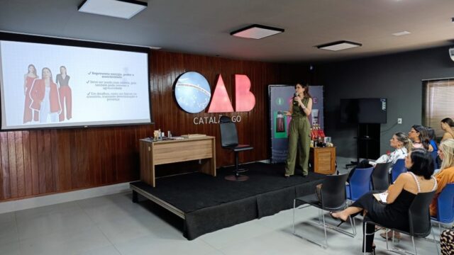 OAB Catalão celebra Dia da Mulher com palestra e homenagens às advogadas