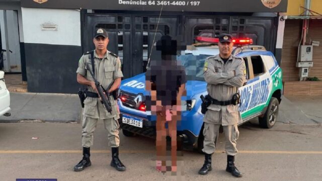 Mulher é presa suspeita de lesão corporal com faca em Pires do Rio