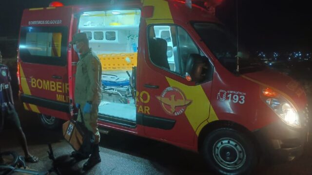 Ciclista fica ferido após colisão com carro na BR-050, próximo ao JK