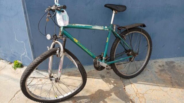 Idoso é atropelado por carro enquanto andava de bicicleta no bairro JK, em Catalão