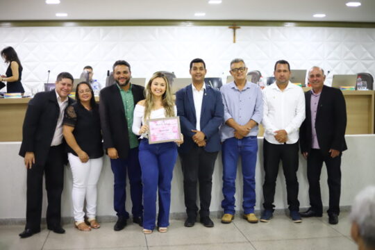 Câmara de Ipameri homenageia mulheres e discute projetos na 6ª Sessão Ordinária