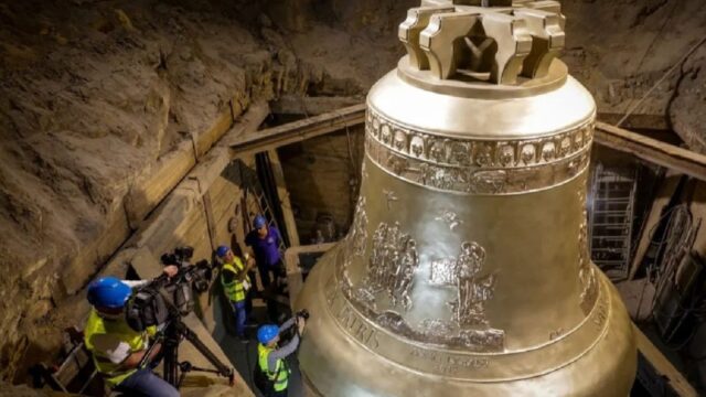 Da Polônia para o Brasil: sino gigante de 55 toneladas percorrerá mais de 10 mil km até a Basílica de Trindade