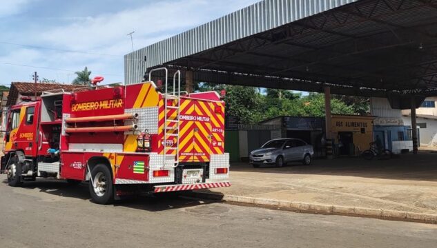 Incêndio atinge lanchonete na feira municipal de Ipameri