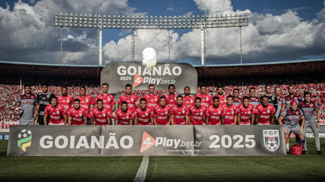 Vila Nova vence Anápolis por 3 a 0 com três gols no segundo tempo, reverte placar e é campeão goiano após 20 anos diante de mais de 38 mil torcedores no Serra Dourada