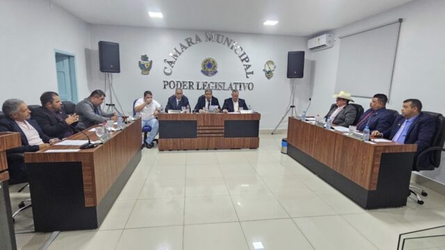 Após polêmica, Câmara de Corumbaíba aprova em primeira votação projetos que reestruturam cargos comissionados da Prefeitura