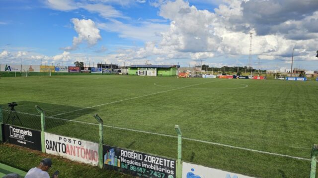 Árbitro é agredido por pai de jogador durante partida de futebol amador em Catalão