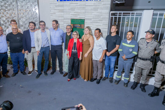 Passo histórico na saúde: Anhanguera inaugura sala de telemedicina com show, jantar especial e homenagem