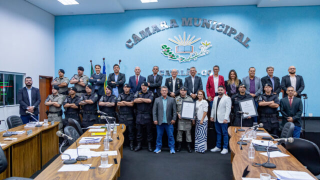 Câmara de Catalão homenageia policiais do 9º CRPM com Moção de Aplausos por atuação em prol da segurança pública