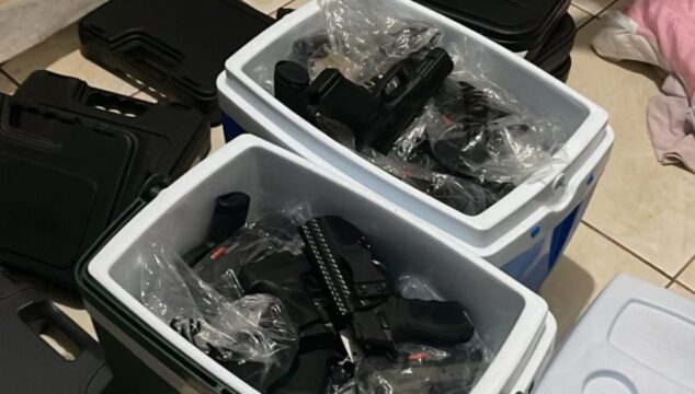 Dois suspeitos são presos e todas as armas roubadas de loja de caça e pesca em Catalão são recuperadas