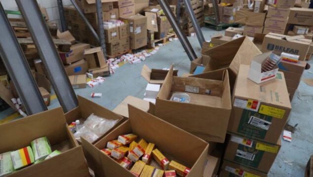 Medicamentos do SUS são levados durante roubo à mão armada na Central de Abastecimento Farmacêutica em Uberlândia