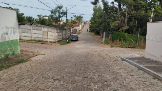 Motociclista fica ferido após colisão com carro no Setor Santa Terezinha, em Pires do Rio