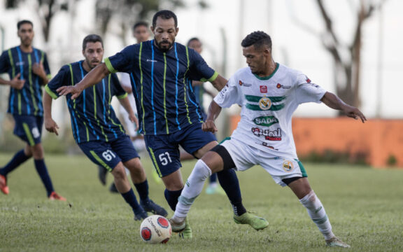 Quarta rodada do Campeonato Catalano de Futebol Amador 2025 tem goleada do Olaria F.C. e liderança do Esporte Central F.C.