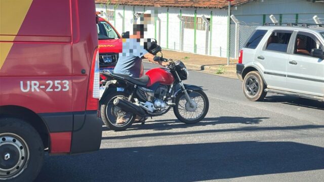 Colisão entre motos deixa duas mulheres feridas em cruzamento na Vila Mutirão, em Catalão