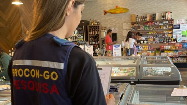 Pesquisa do Procon Goiás aponta variação de até 268% em preços de pescados