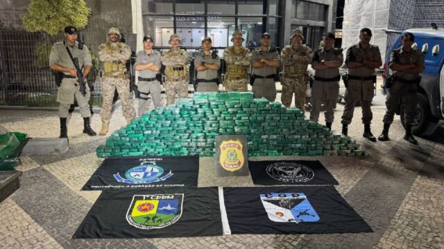 Operação integrada entre PF, PRF e PM apreende cerca de 500 kg de cocaína em Goiás