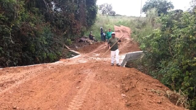 Prefeitura de Goiandira investe em infraestrutura rural e entrega ponte construída com recursos próprios
