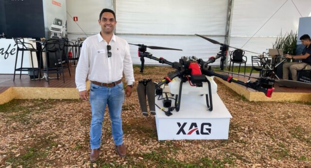"Drones agrícolas ganham espaço no campo em 2025 e prometem transformar o agronegócio", por Gabriel Peixoto