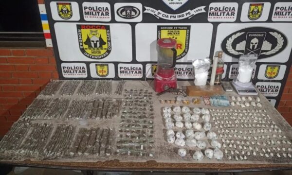PM apreende mais de mil porções de drogas e arma de fogo em operação no bairro São Jorge, em Uberlândia