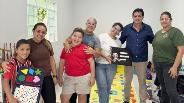 Prefeito Allisson Peixoto inaugura Sala de Atendimento Educacional Especializado e reforça compromisso com a inclusão