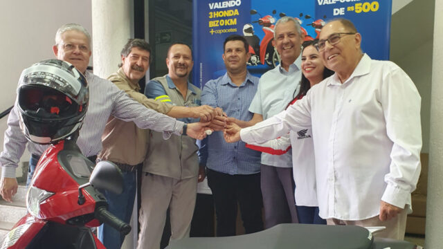 Flávio Izaqueu Pereira é o primeiro ganhador da promoção “Compra Premiada 2025” da ACIC/CDL em Catalão; confira também os ganhadores dos 20 vale-compras sorteados