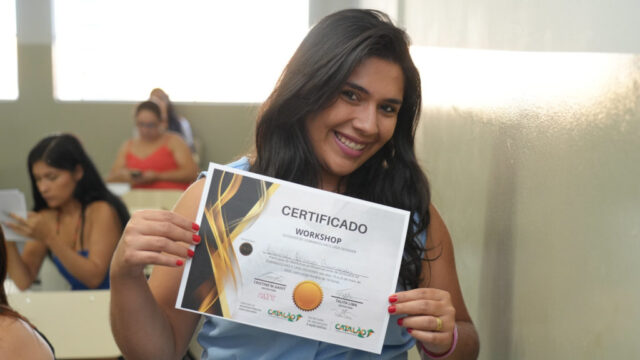 Com curso gratuito de extensão de cílios e design de sobrancelhas, Prefeitura de Catalão capacita 30 mulheres e fortalece autonomia feminina