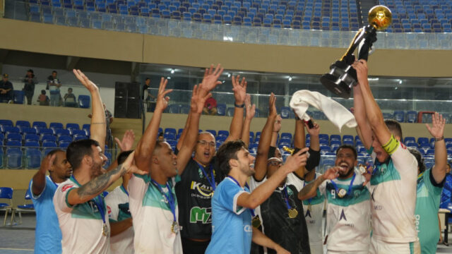 Noite histórica no Ginásio Internacional: Kubanacan e Seven, de Uberlândia, são campeões da Copa Catalana de Futsal