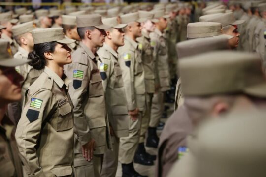 Corpo de Bombeiros de Goiás forma 268 novos soldados em cerimônia emocionante no Goiânia Arena