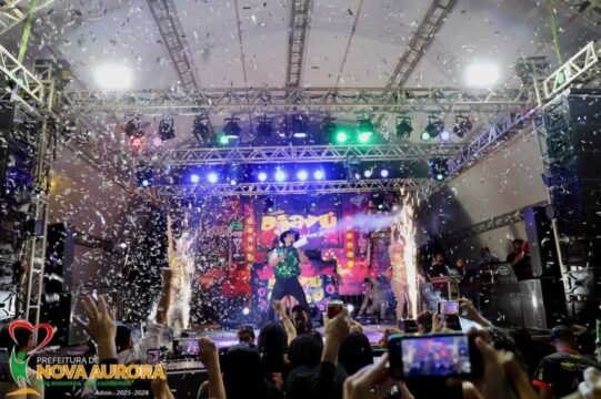 Grande público prestigia 1ª Festa das Mães em Nova Aurora com shows de Xonados de Minas e Banda Djavú