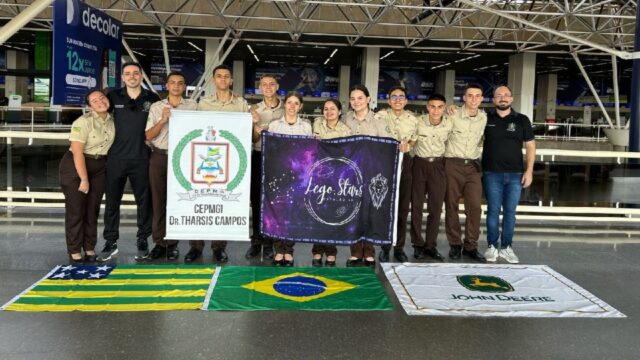 Equipe Lego Stars embarca rumo à África do Sul para disputar torneio internacional de robótica