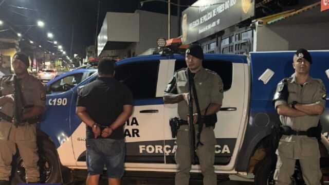 Homem é preso por tráfico de drogas e dirigir embriagado na GO-330, em Pires do Rio