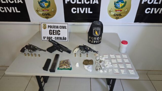 Operação integrada entre GEIC e Força Tática cumpre mandados e apreende armas e drogas em Catalão e Ouvidor