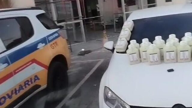 Polícia Militar Rodoviária apreende R$ 106 mil em agrotóxicos ilegais na BR-365, em Uberlândia