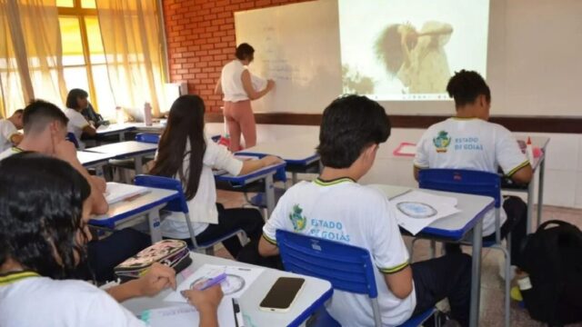 Governo de Goiás convoca mais 631 aprovados no concurso para professor PIII