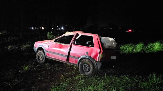 Veículo capota e drone com câmera termográfica é usado para busca por vítimas em Uberlândia; ocupantes já haviam deixado o local