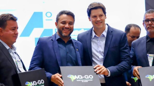 Vereador de Ipameri Alisson Rosa é homenageado como Presidente Destaque 2025 pela UVG