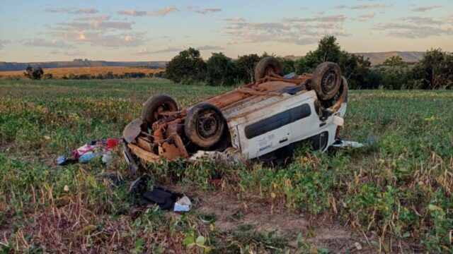 Passageira morre em capotamento na BR-158 em Caiapônia