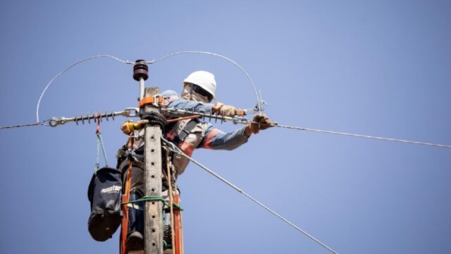 Desligamentos programados aceleram recuperação da rede elétrica em Goiás
