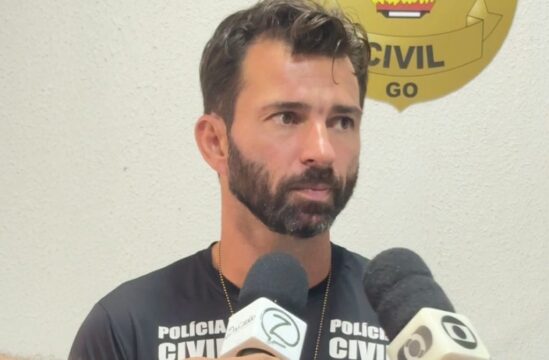 Delegado de Catalão fala sobre operação em SC e GO que resultou na prisão de homem e apreensão de medicamentos sem origem comprovada