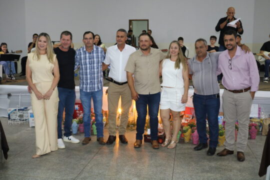 Noite de amor e celebração: Campo Alegre de Goiás homenageia mães com show, jantar e muita emoção