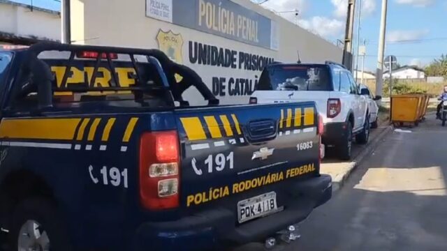 PRF cumpre mandado de prisão durante fiscalização na BR-050, em Catalão
