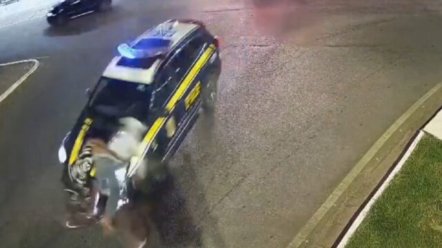 PRF esclarece acidente envolvendo viatura e ciclista em rotatória de Catalão